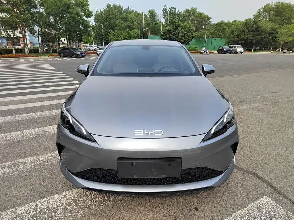BYD Seal 05 DM-i 2025 — фото 3