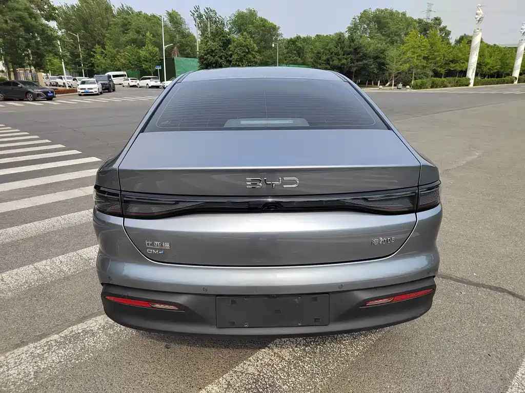 BYD Seal 05 DM-i 2025 — фото 6