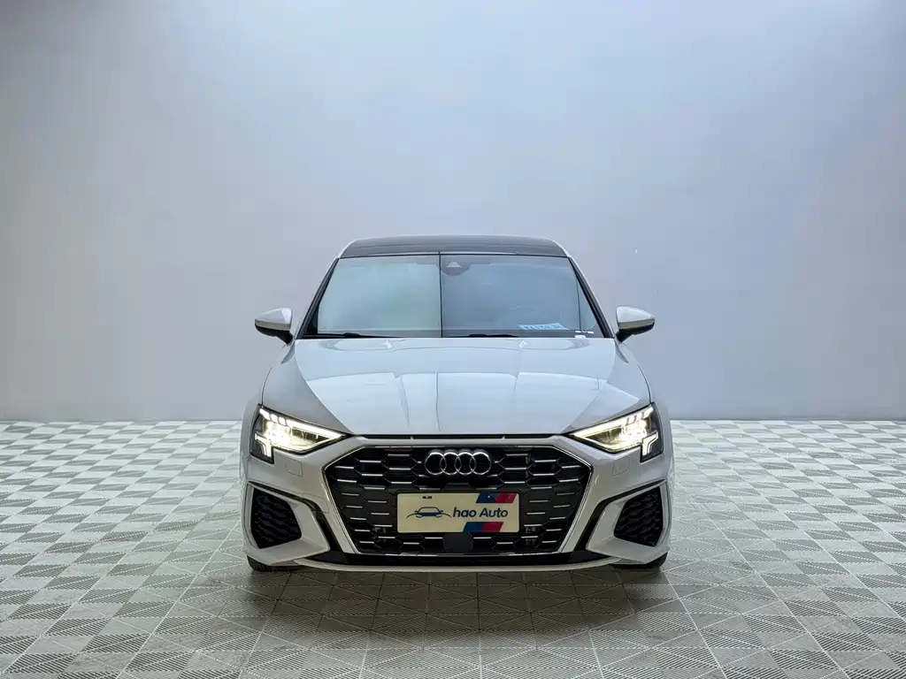 Audi A3 2023 — фото 2