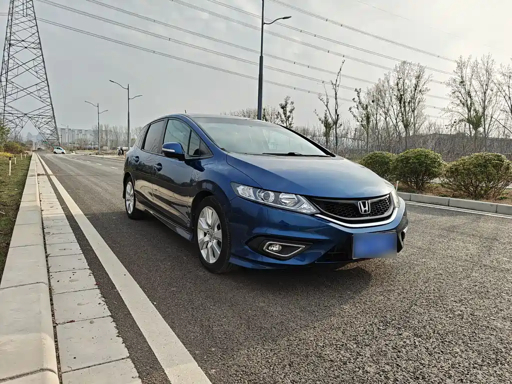 Honda Jade 2017 — фото 3