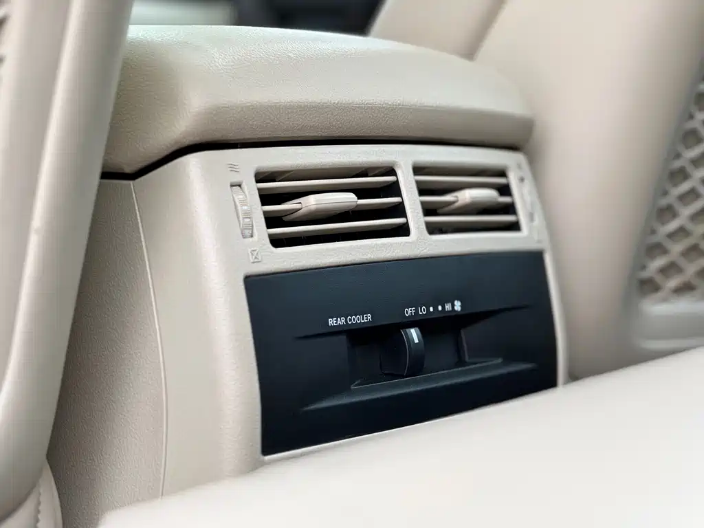 Toyota Land Cruiser 2019 — фото 20