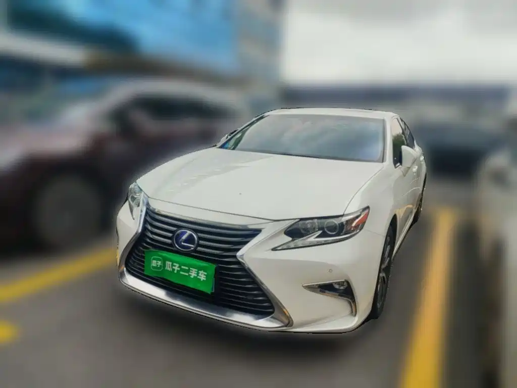 Lexus ES 2016 — фото 2