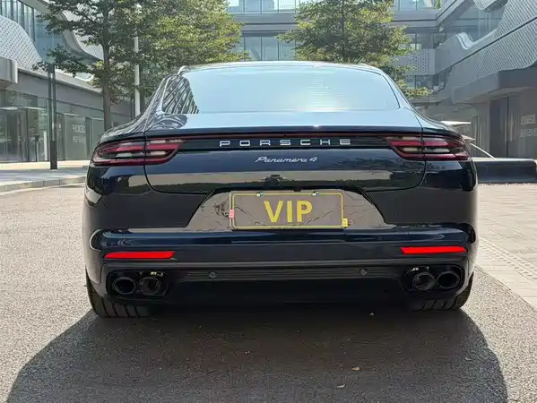 Porsche Panamera 2019
