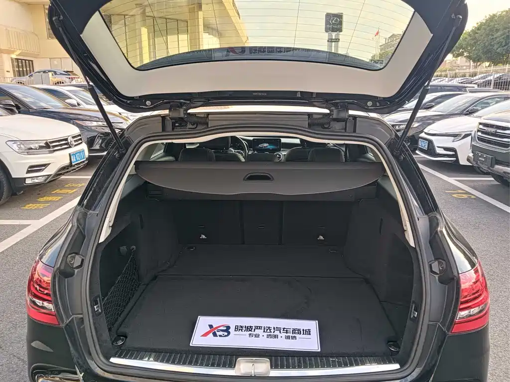 Mercedes-Benz C-Class 2020 — фото 17