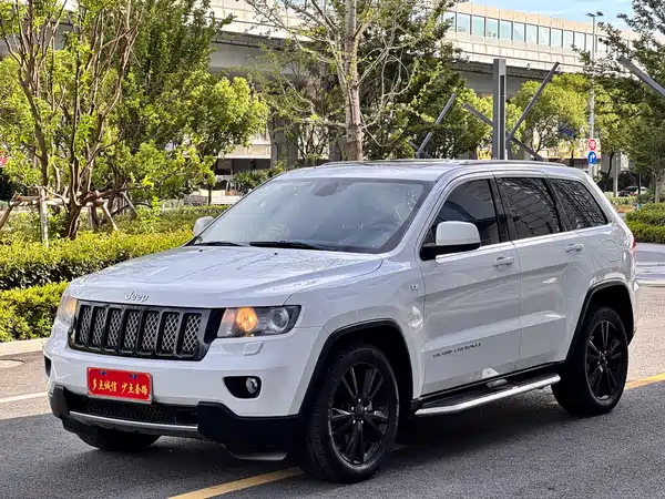 Jeep Grand Cherokee 2012