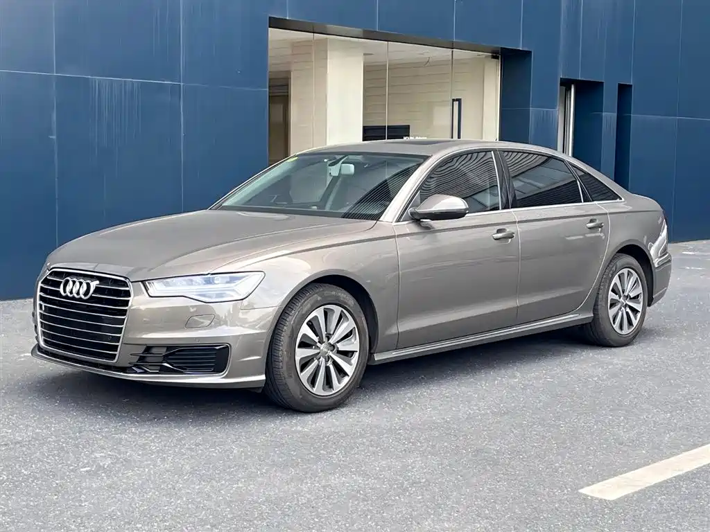 Audi A6L 2017 — фото 1