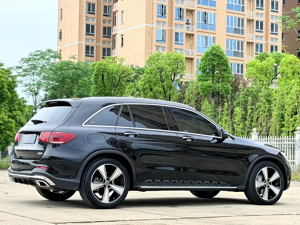 Mercedes-Benz GLC 2021 — фото 25