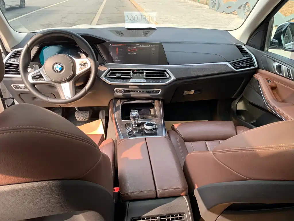 BMW X5 2019 — фото 9