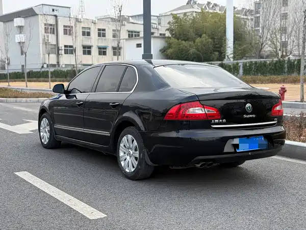 Skoda Superb 2012