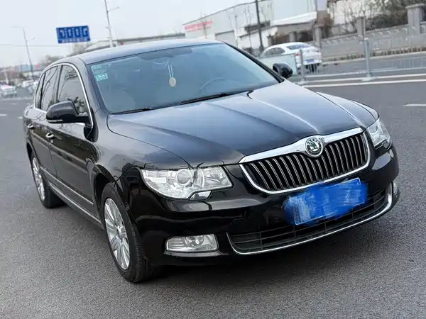 Skoda Superb 2012
