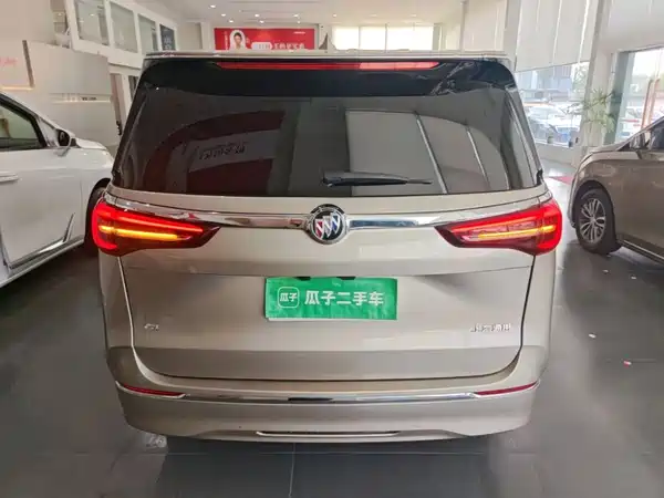 Buick GL8 2024
