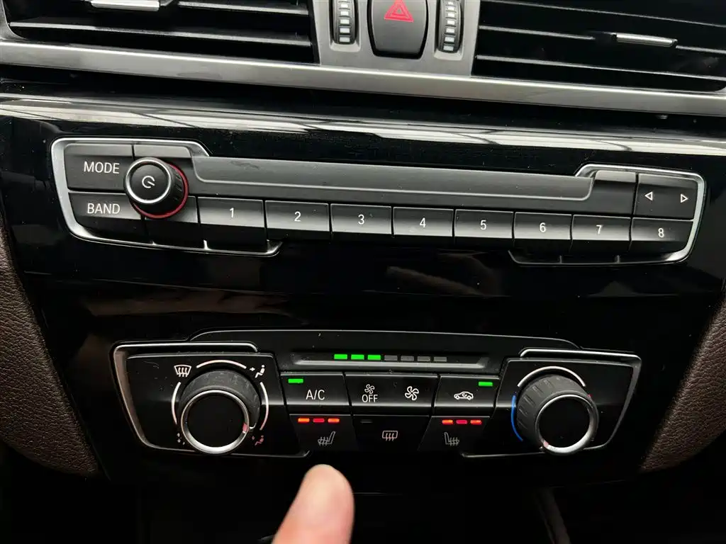 BMW X1 2022 — фото 15