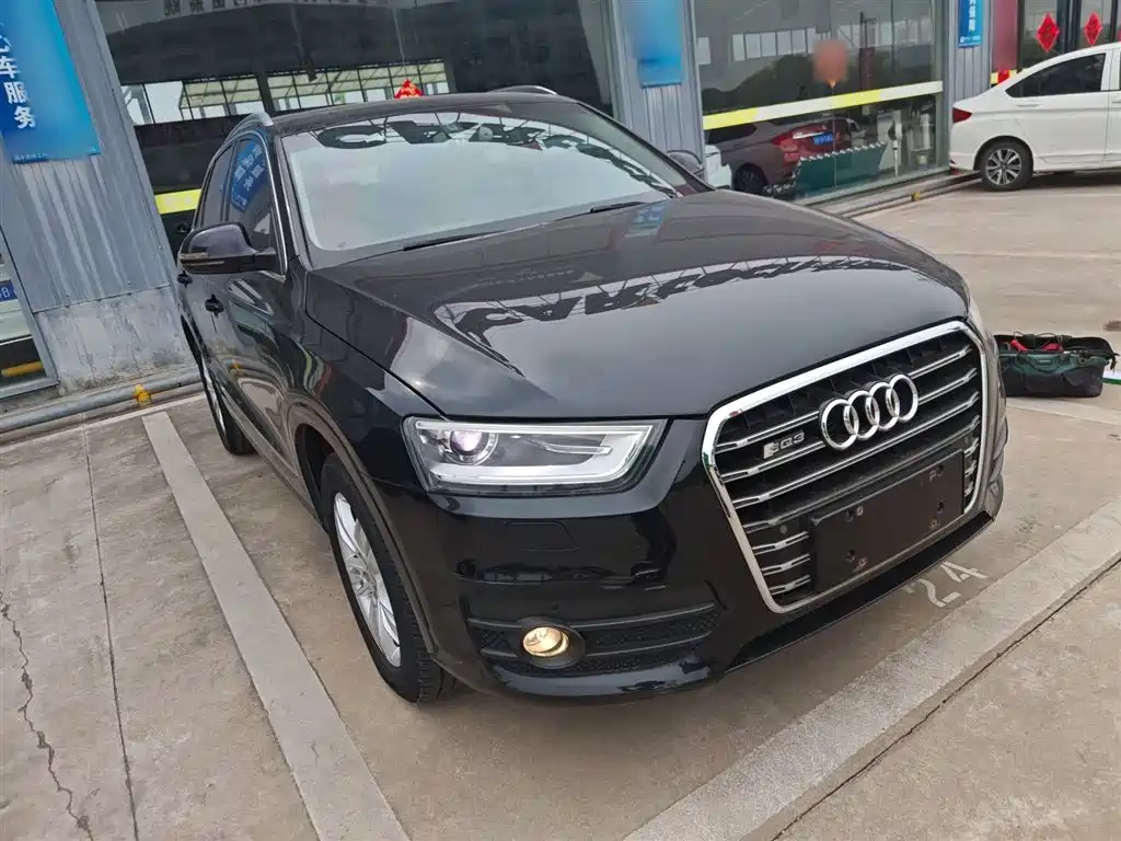 Audi Q3 2015 — фото 22