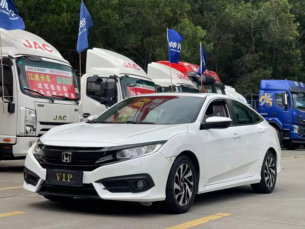 Honda Civic 2017 — фото 11