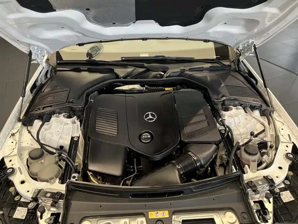 Mercedes-Benz C-Class 2025 — фото 20