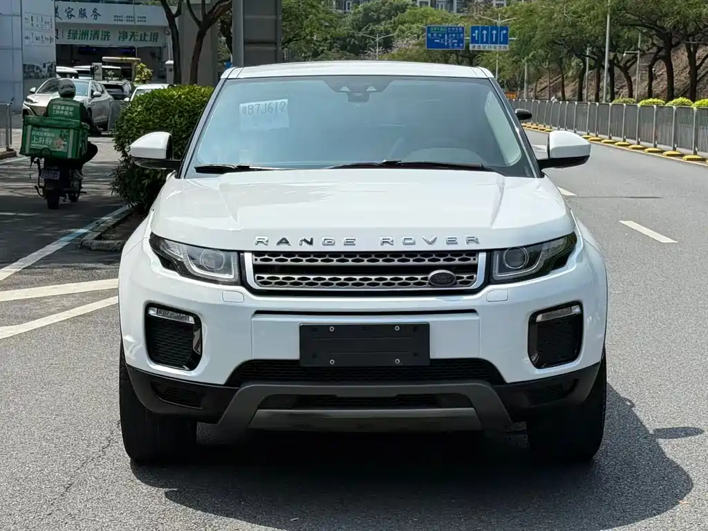 Land Rover Evoque 2018 — фото 2