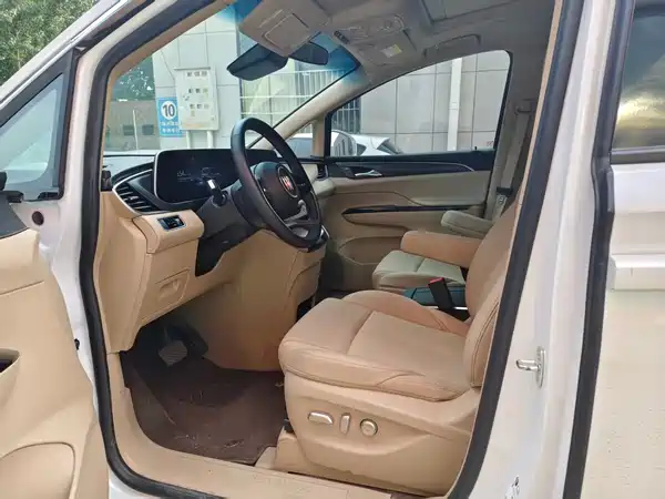 Buick GL8 New Energy 2025