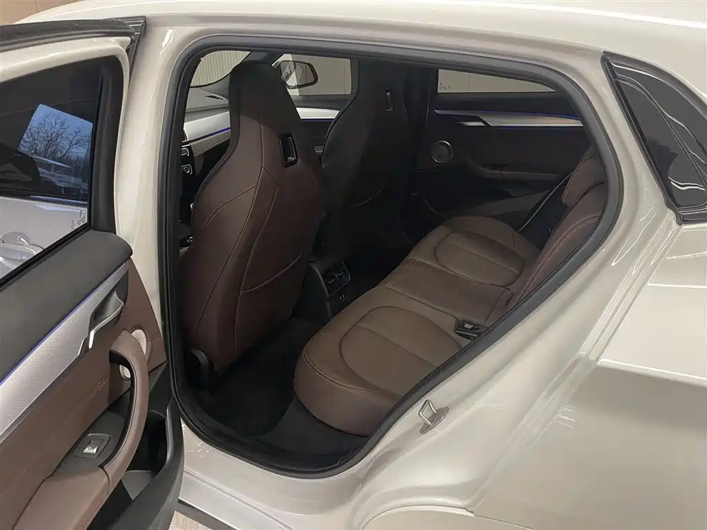 BMW X2 2022 — фото 27