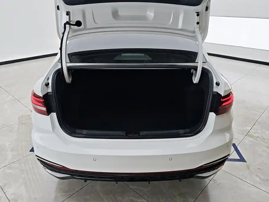 Volkswagen Lavida 2024