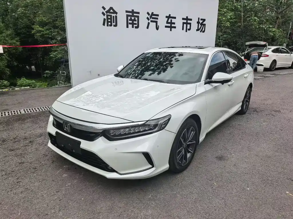 Honda Inspire 2022 — фото 1
