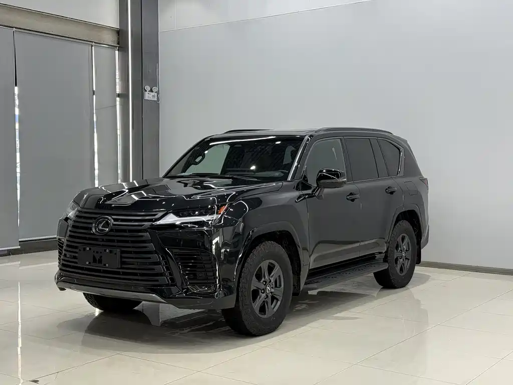 Lexus LX — фото 1