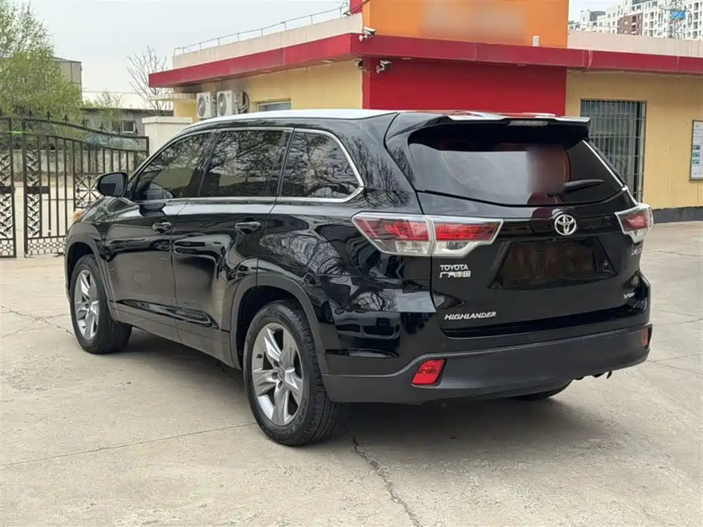 Toyota Highlander 2017 — фото 7