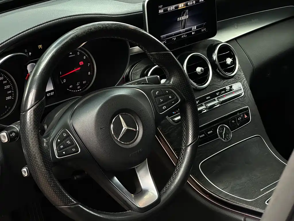 Mercedes-Benz C-Class 2018 — фото 7