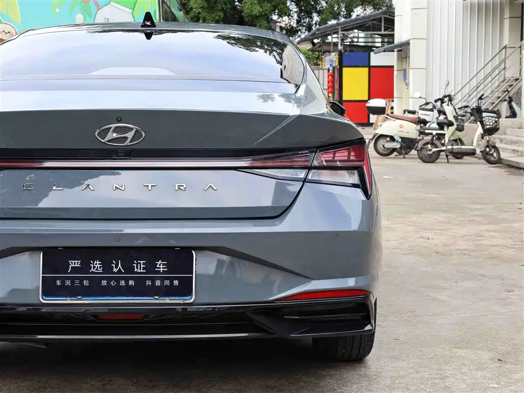 Hyundai Elantra 2021 — фото 24