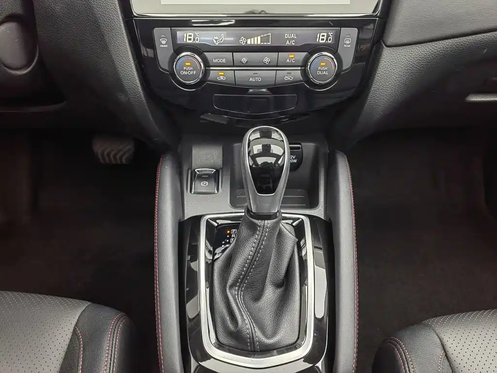 Nissan Qashqai 2023 — фото 13