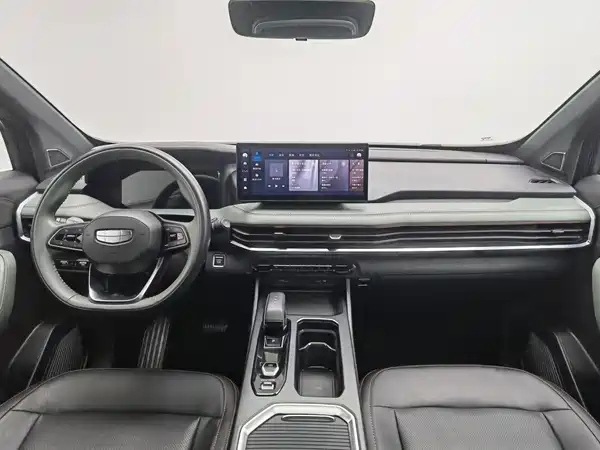 Geely Haoyue L 2023