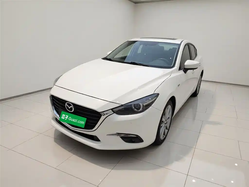 Mazda 3 Axela 2018 — фото 2