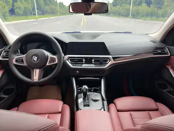 BMW 3 Series 2021