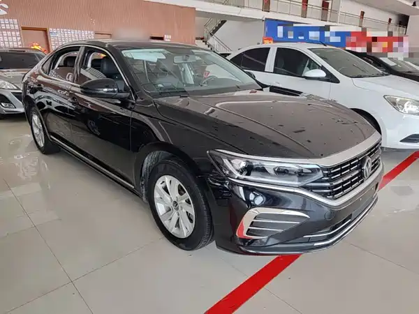 Volkswagen Passat 2023