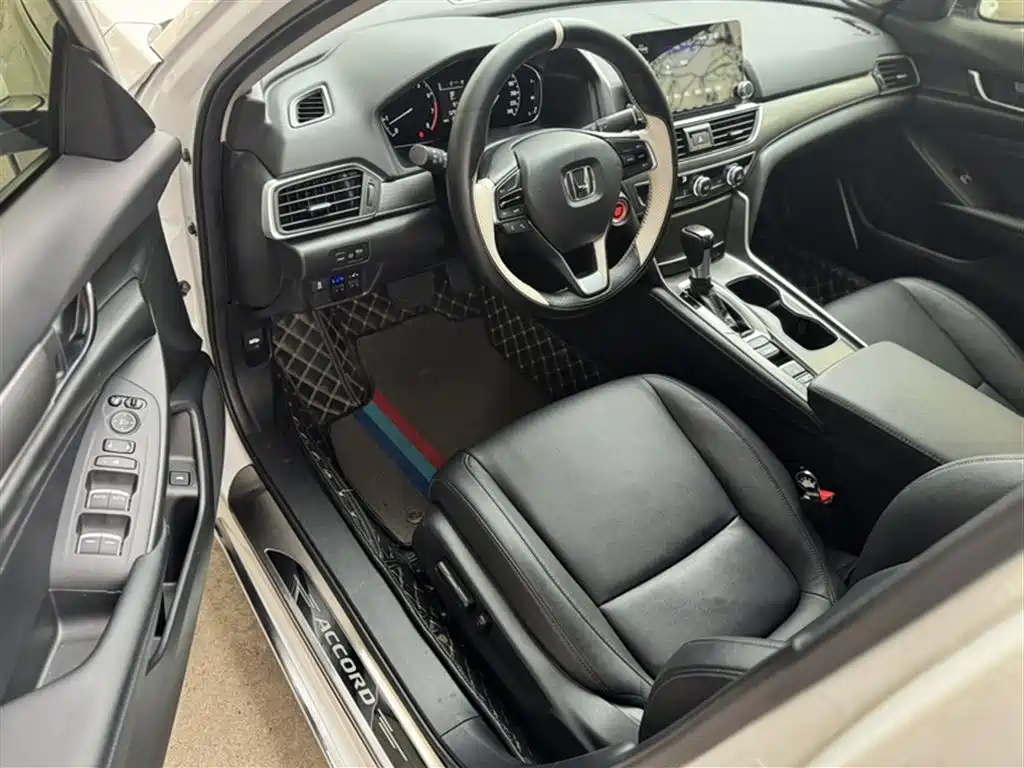 Honda Accord 2021 — фото 14