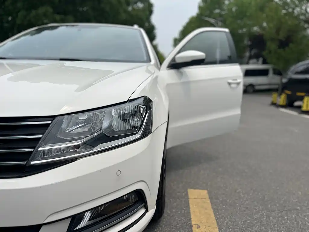 Volkswagen Gran Lavida 2016 — фото 4