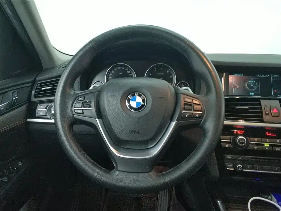 BMW X4 2017 — фото 15