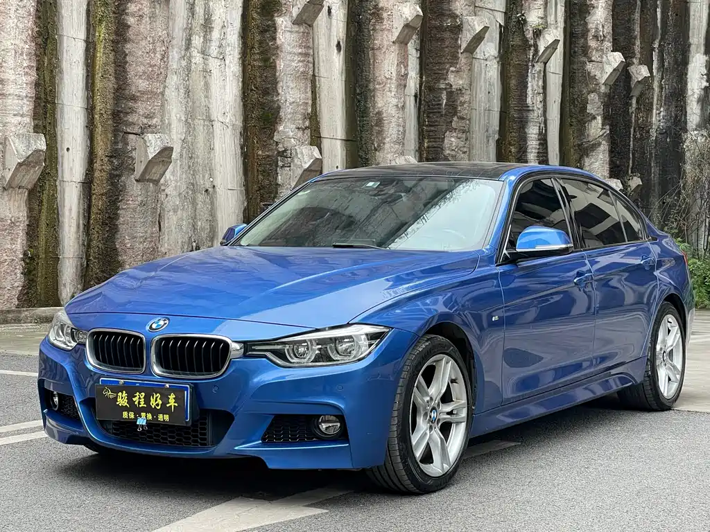 BMW 3 Series 2018 — фото 1