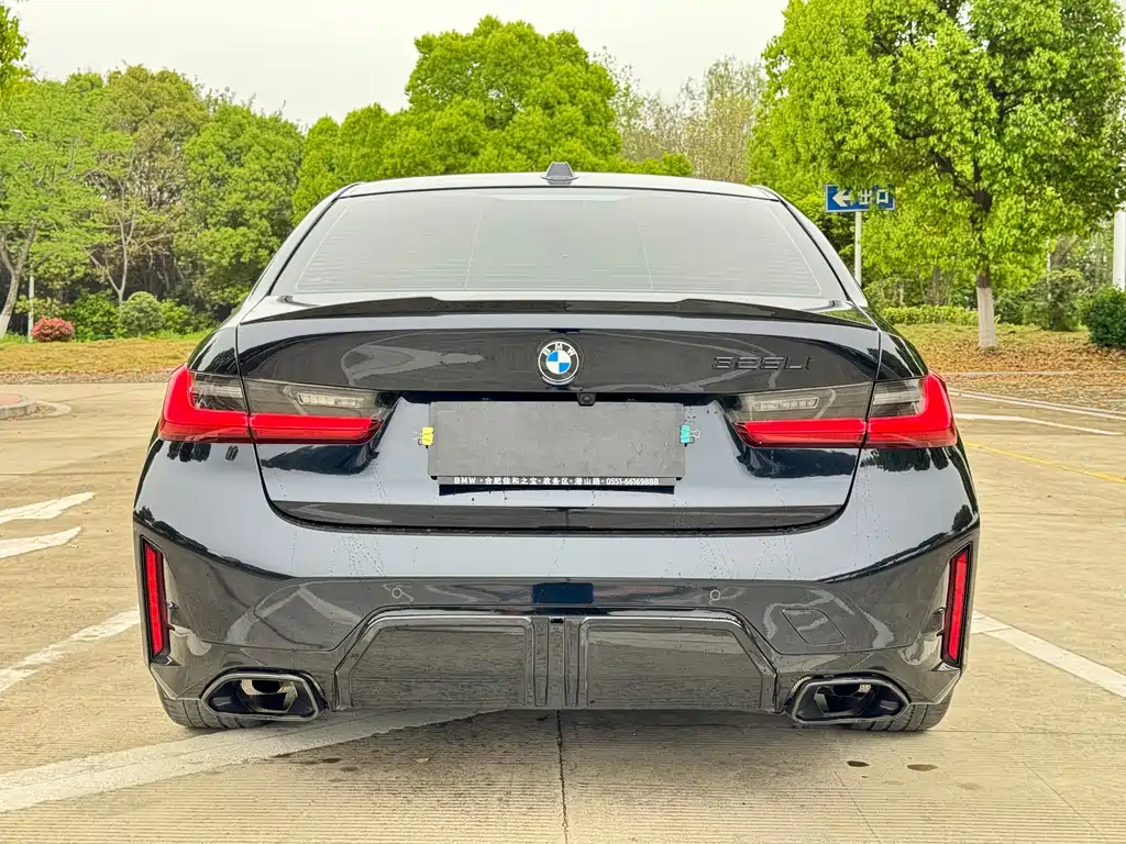 BMW 3 Series 2024 — фото 15