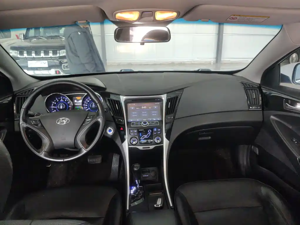Hyundai Sonata 2015 — фото 6