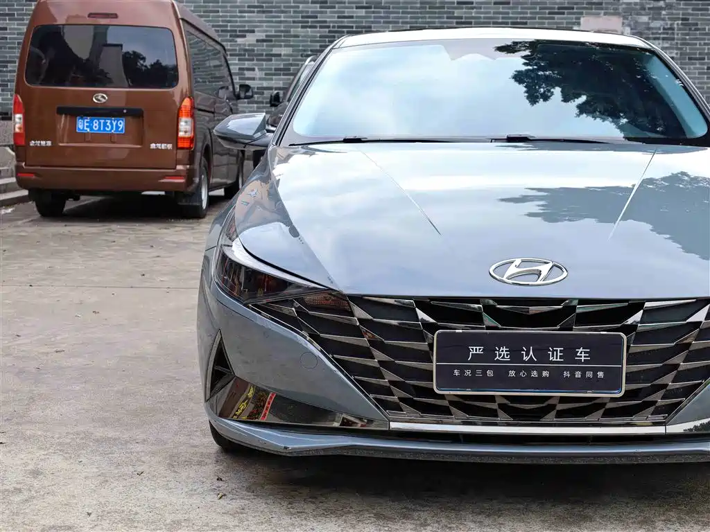 Hyundai Elantra 2021 — фото 21