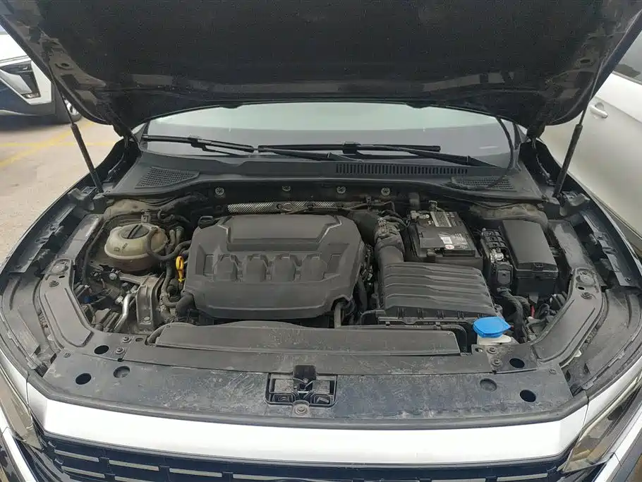 Volkswagen Passat 2023 — фото 10