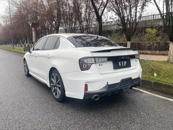 Lynk & Co 03 2019