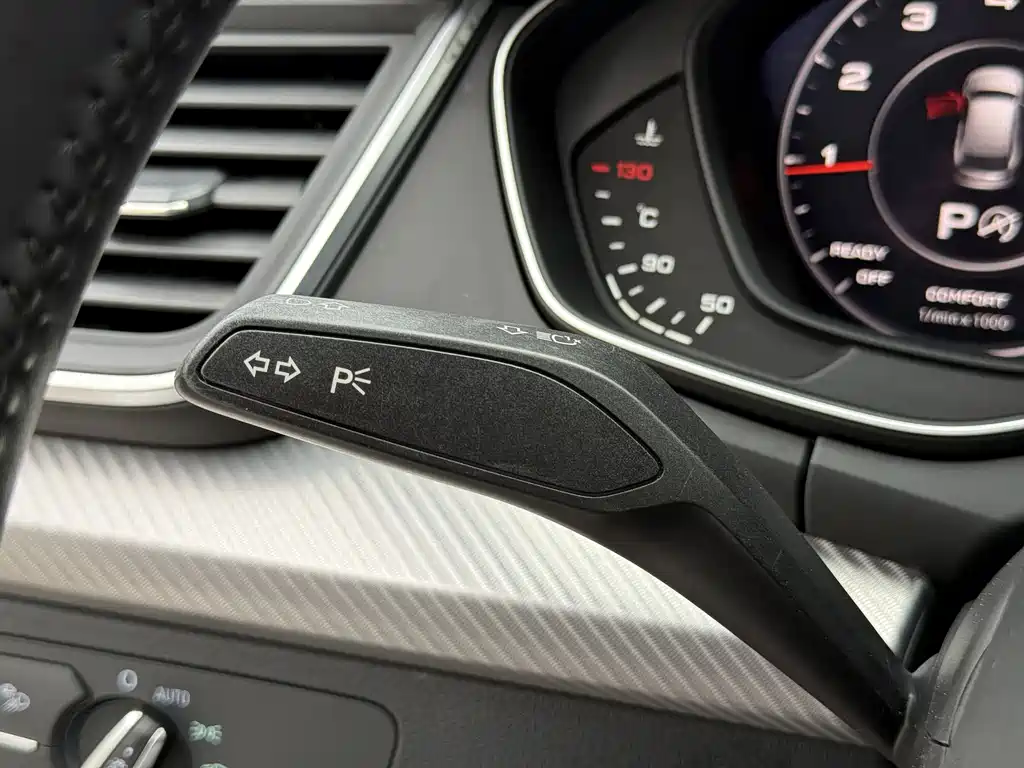 Audi Q5L 2021 — фото 25