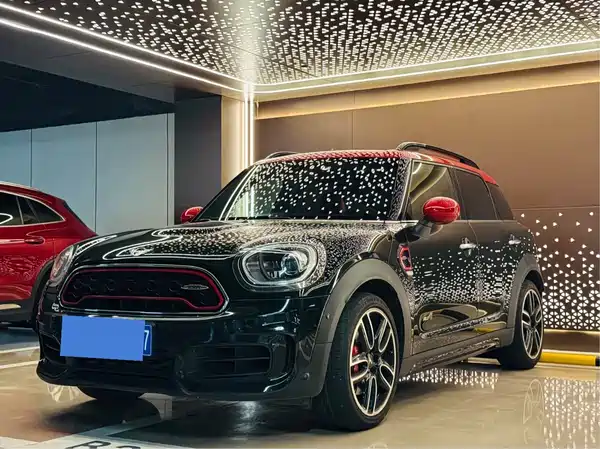 MINI JCW COUNTRYMAN 2018