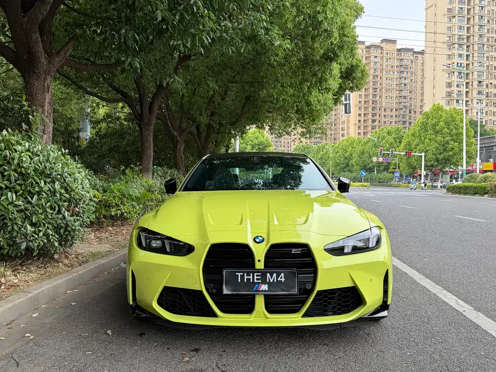 BMW M4 2025 — фото 2