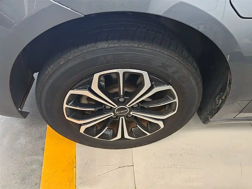 Roewe i6 MAX New Energy 2022 — фото 23