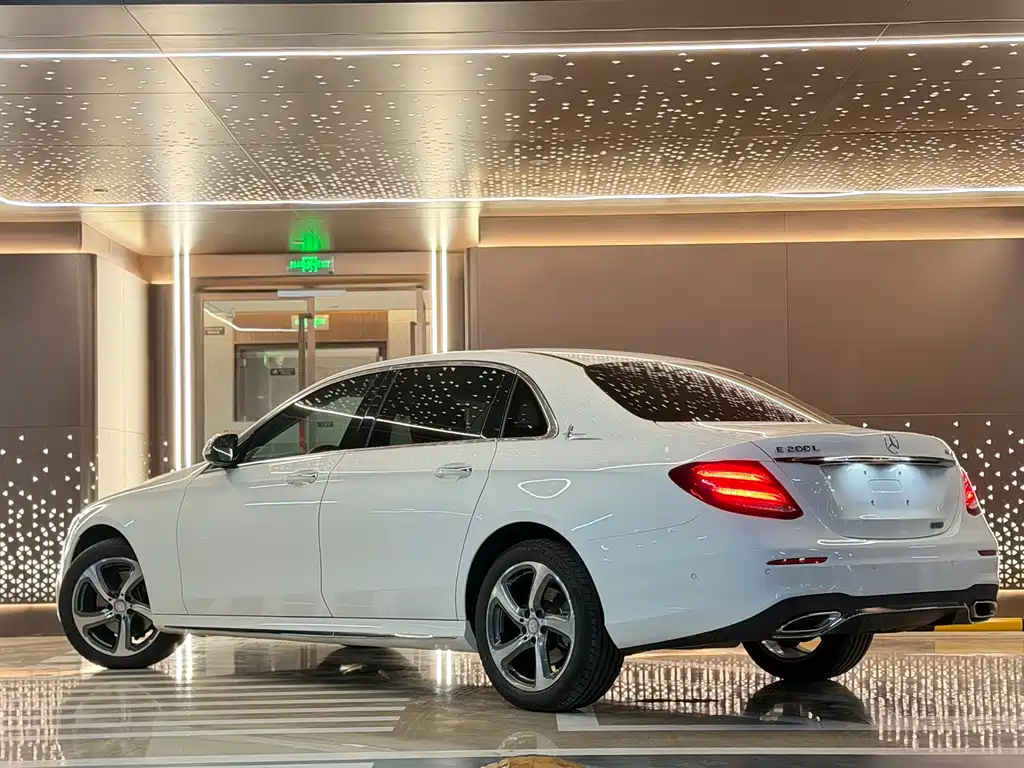 Mercedes-Benz E-Class 2017