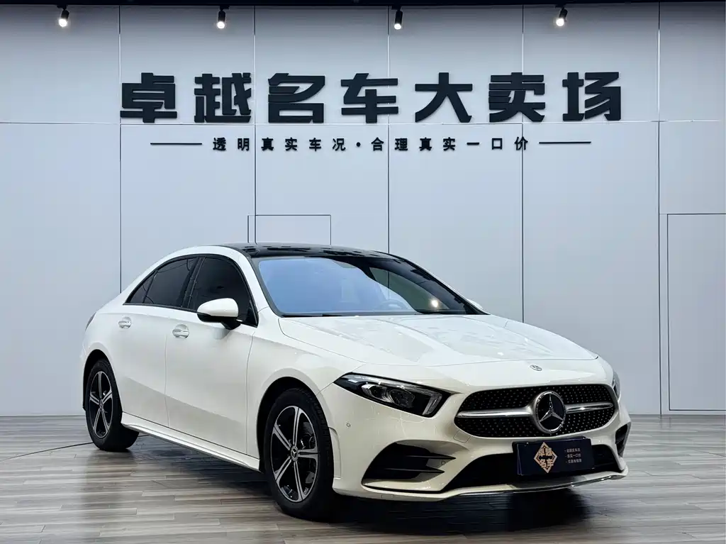 Mercedes-Benz A-Class 2023 — фото 3