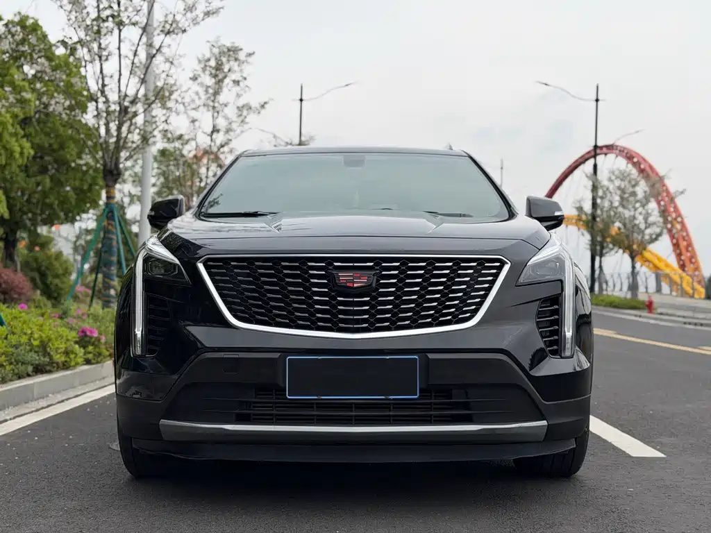 Cadillac XT4 2021 — фото 2