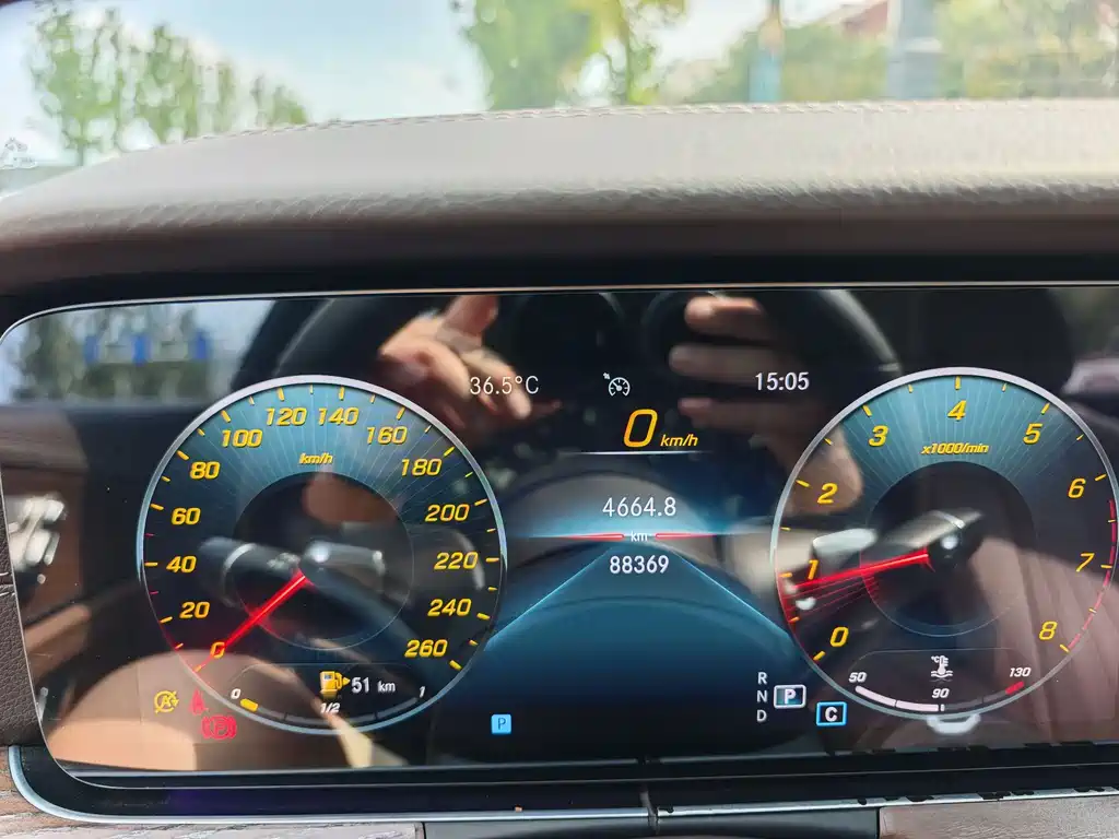 Mercedes-Benz E-Class 2021